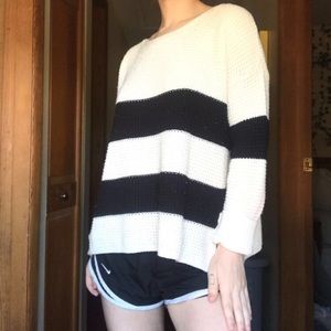 Forever 21 black and white sweater